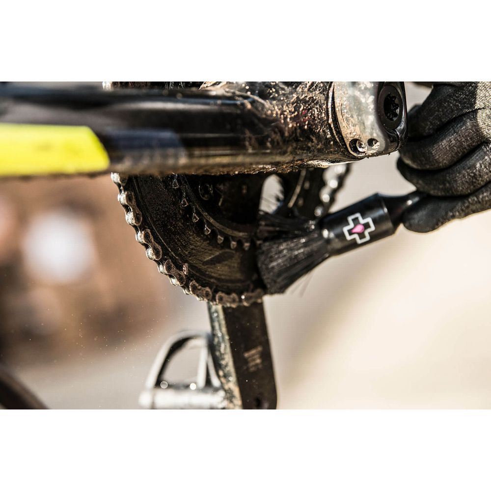 MUC-OFF DRIVE TRAIN BRUSH