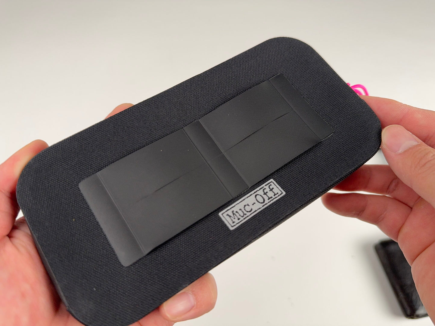 MUC-OFF RAINPROOF ESSENTIMuc-Off