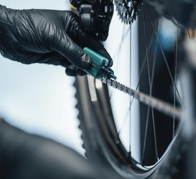 absoluteBLACK GRAPHEN LUBE WAX系オイル(14ml)