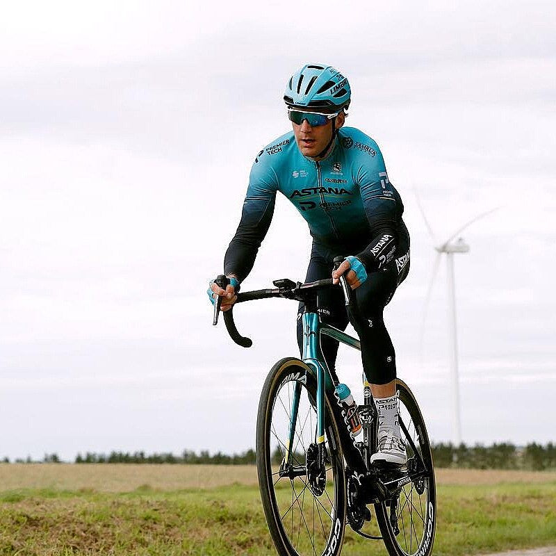 LIMAR AIR MASTER IRIDESCENT LIGHT BLUE ASTANA M