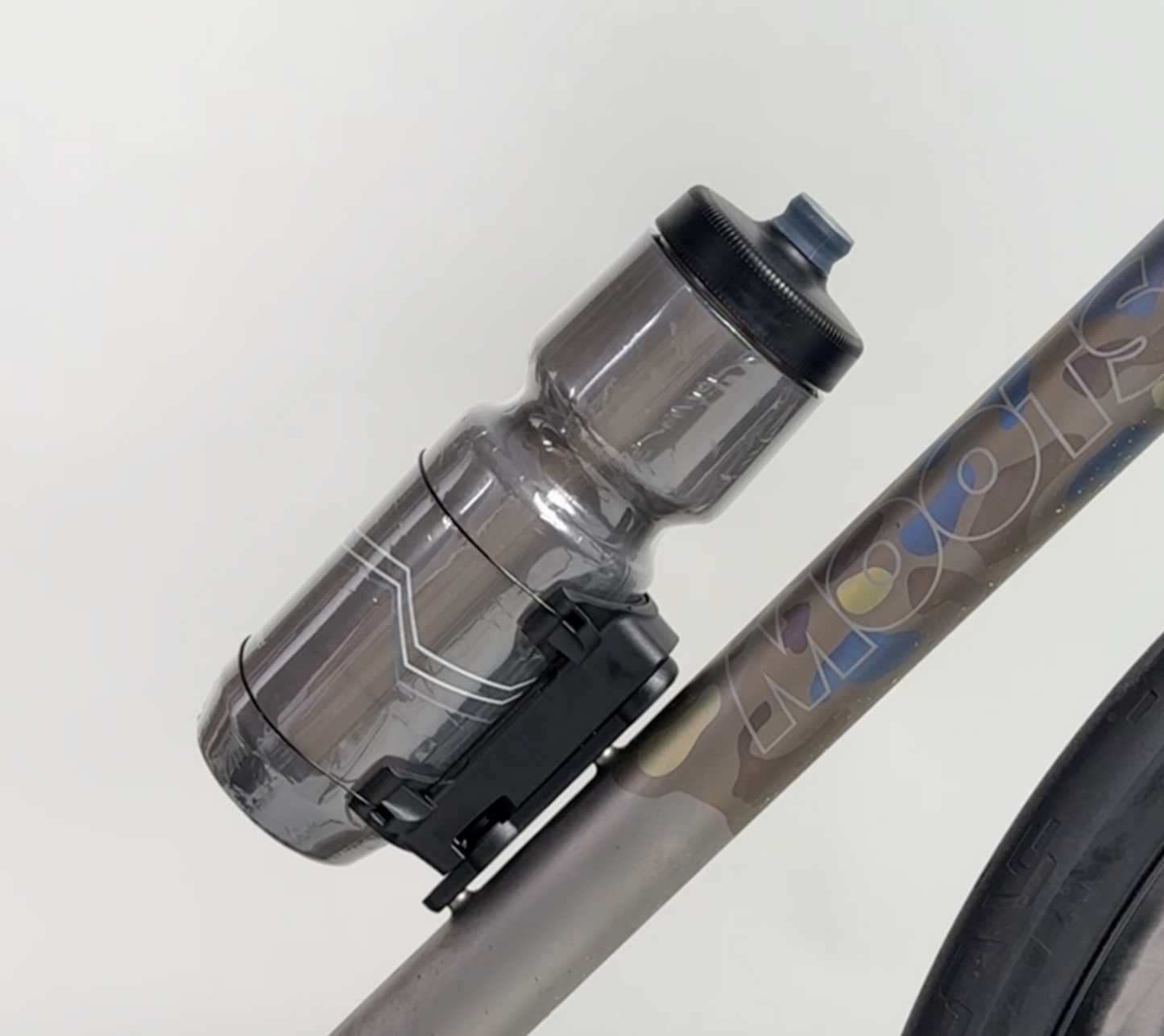 FIDLOCK フィドロック TWIST UNI CONNECTOR + bike base – KAMIHAGI CYCLE FIDLOCK フィドロック TWIST UNI CONNECTOR + bike base – KAMIHAGI CYCLE