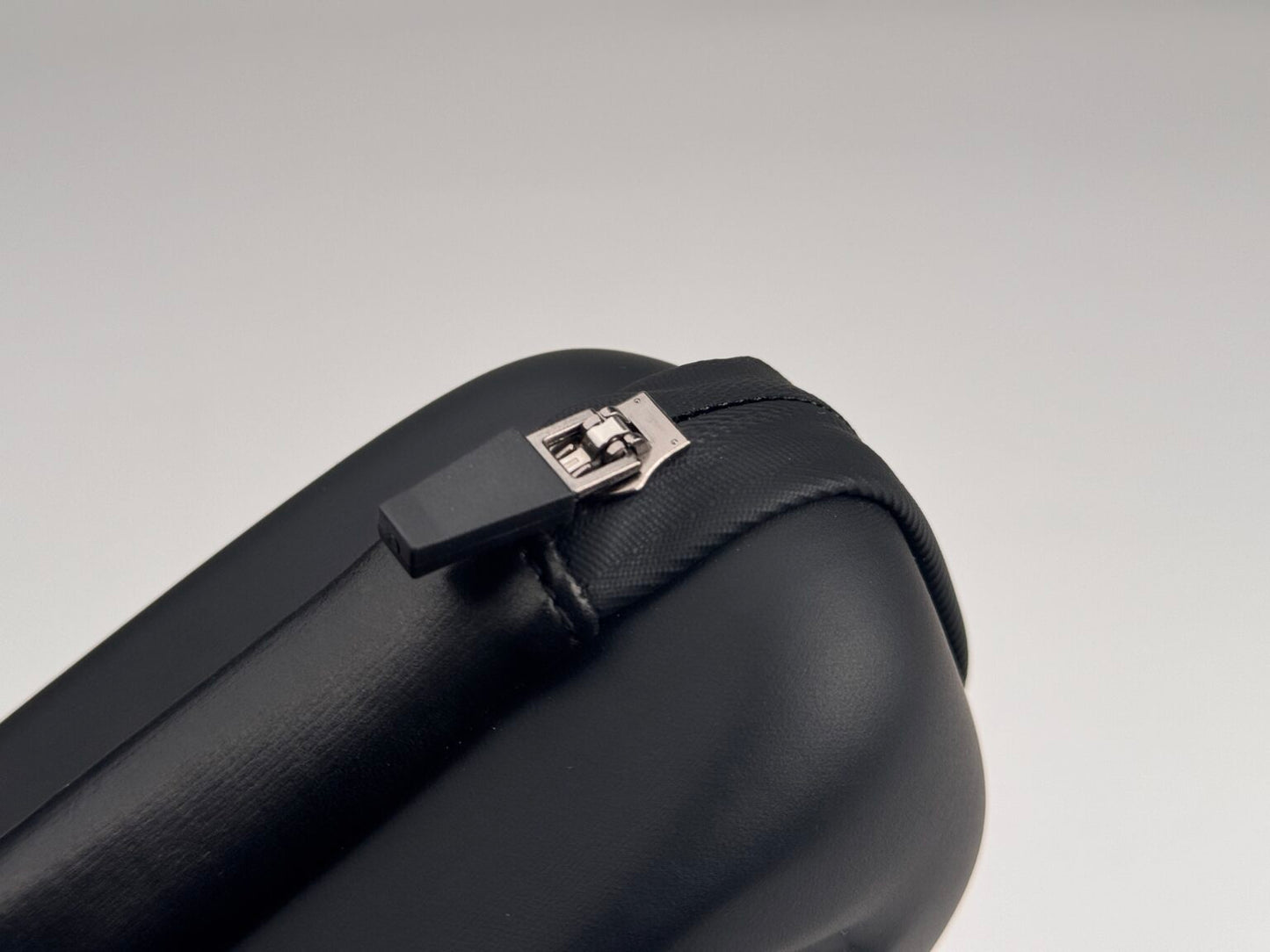 FIDLOCK TWIST TOOLBOX + bike base