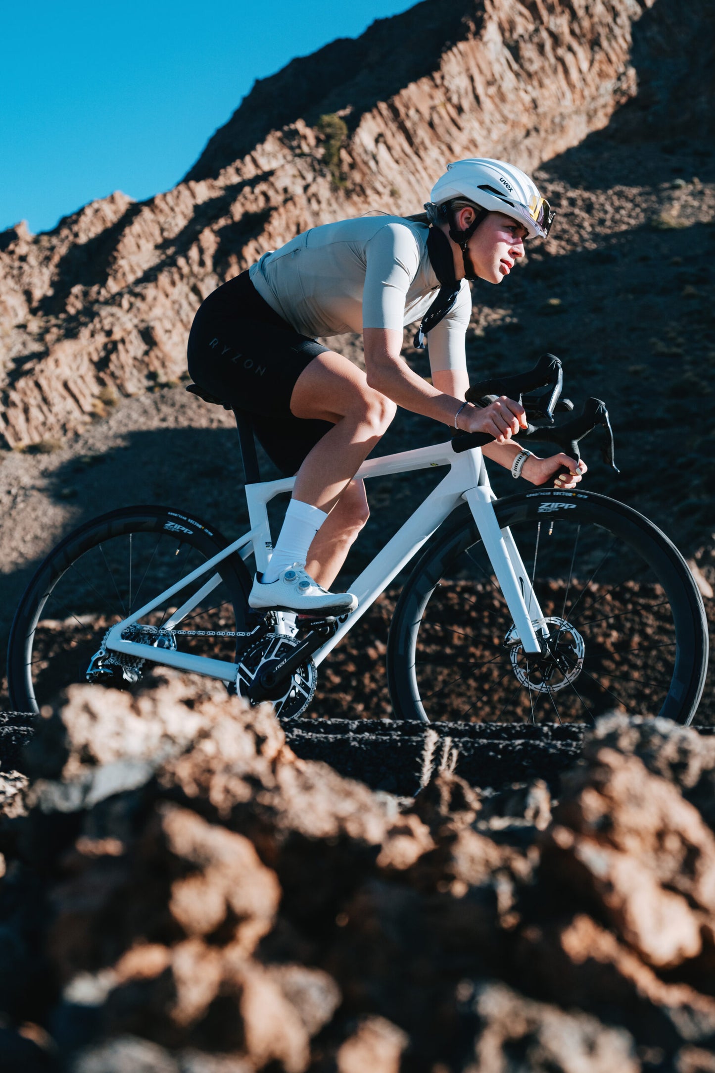ZIPP 303 SW Tubeless Disc シマノフリーボディー